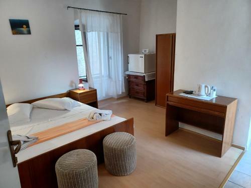 Hostal Guesthouse Romana