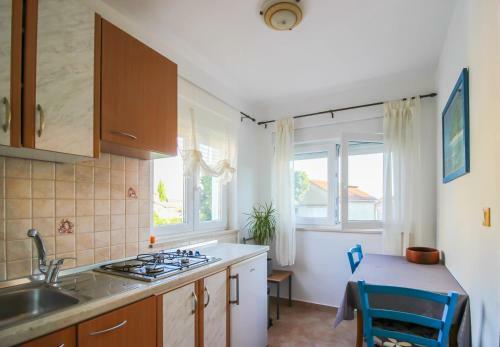 Apartments Mirta