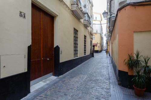 Cruise Adapted Apartment By Cadiz4rentals