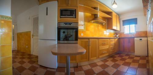 Playa Victoria Deluxe Apartment