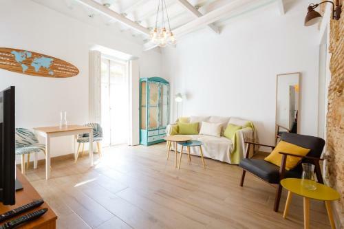 Divino Apartment By Cadiz4rentals