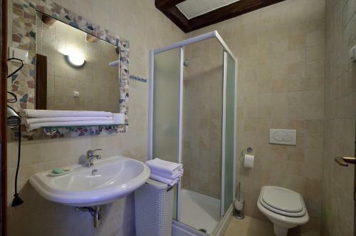 Hostal Traditional Stone House Kotli