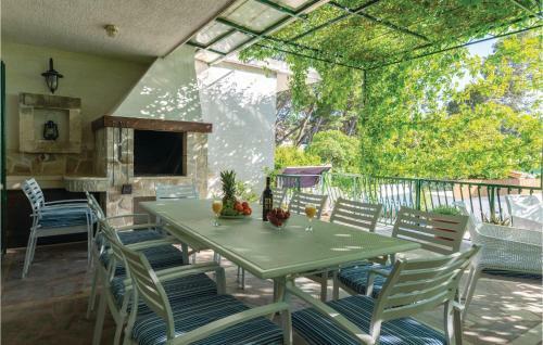 Holiday Home Stjepana Ivicevica I
