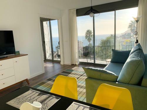 Apartments 100 M Away From The Beach With Parking