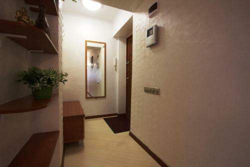 Nadezhda Apartrments Near Opera Theatre