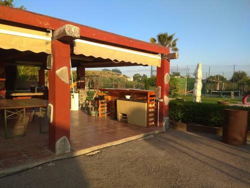 Villa de Tres Casas Con Padel Y Piscina