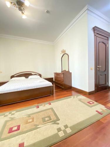 Apartamento ????? ????? ??????! / Center Almaty