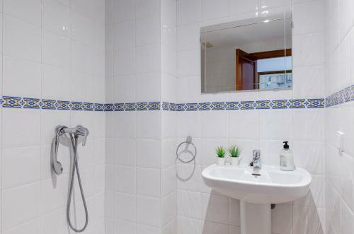 Yourhouse Blau Blue Sea View Apartment 1 3