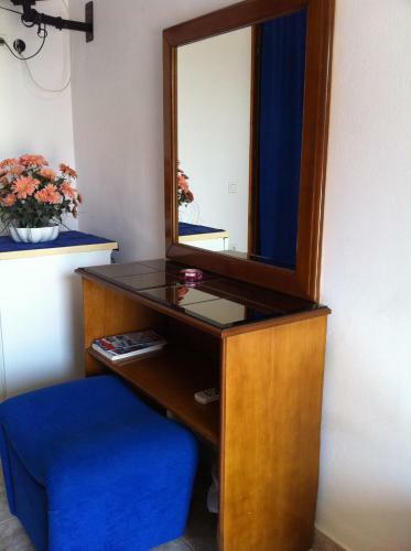 Hostal Porto Milos