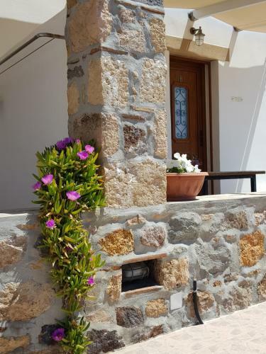 Hostal Alykes Studios