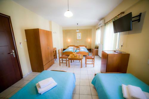 Hotel Tsironis Rooms