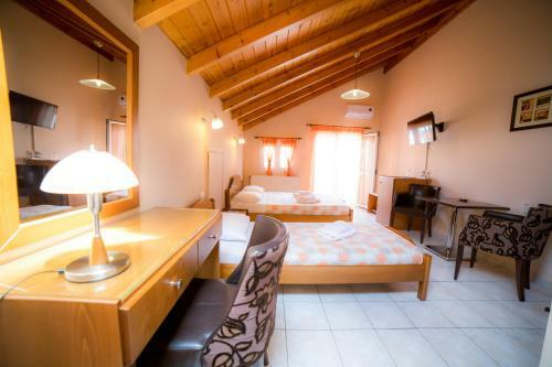 Hotel Tsironis Rooms