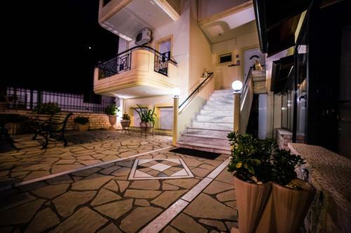 Hotel Tsironis Rooms