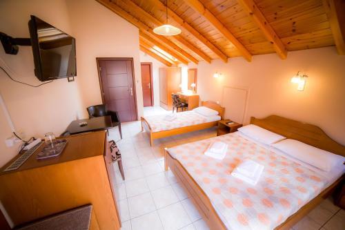 Hotel Tsironis Rooms