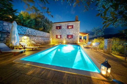 Pilikas Luxury Villas