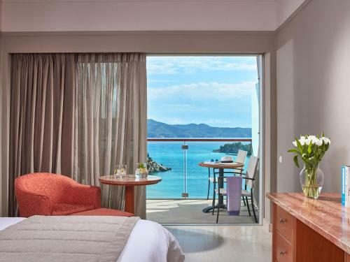 Hotel Aks Hinitsa Bay