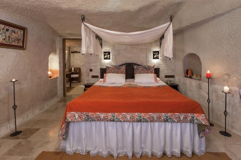 Oyku Evi Cave Hotel