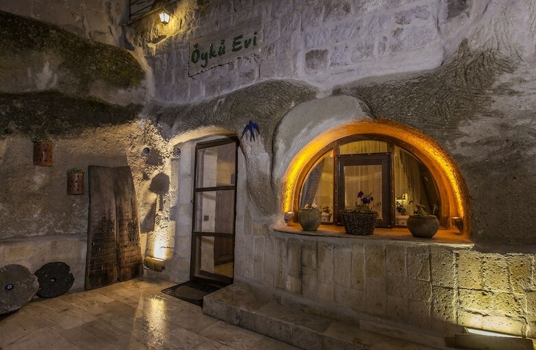 Oyku Evi Cave Hotel