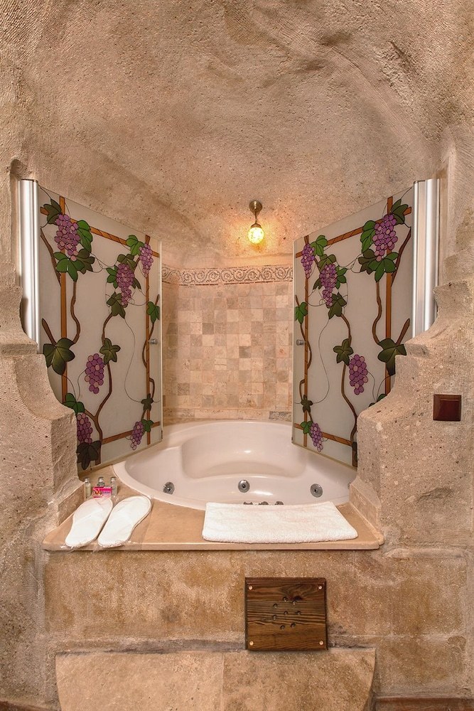 Oyku Evi Cave Hotel