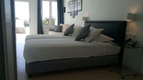 Hotel Akti Irini