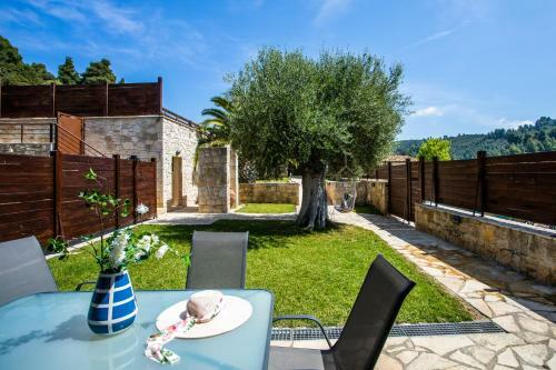 Nefeli Luxury Villas