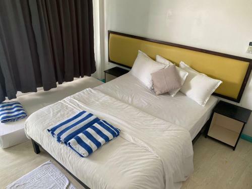 Hostal Coral Heaven Sunset View And Spa