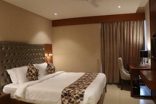 Hotel Sk Lords Eco Inn Ahmedabad