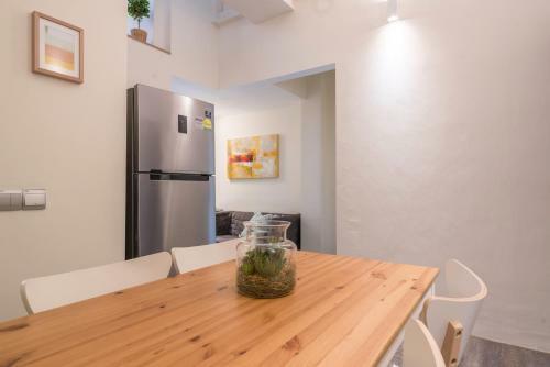 Hotel Vista Studio Loft Suites (Staycation Approved)