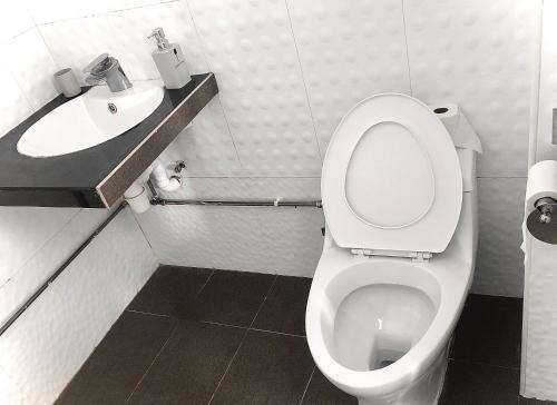Aparthotel Jjh Serviced Apartments Near Serangoon Mrt