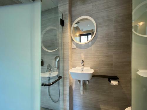 Hotel St Signature Jalan Besar (7 Hours: 9am-4pm)