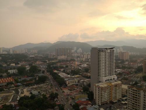 Apartamento Strait Garden Suites X Ace Pro @ George Town