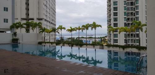 Apartamento Strait Garden Suites X Ace Pro @ George Town