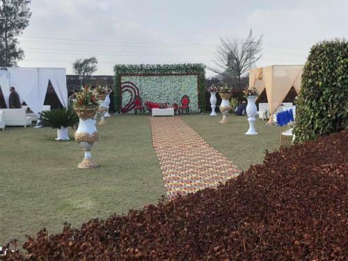 Hotel Titanic Resort Faisalabad