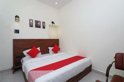 Hotel Oyo 28212 High Court View