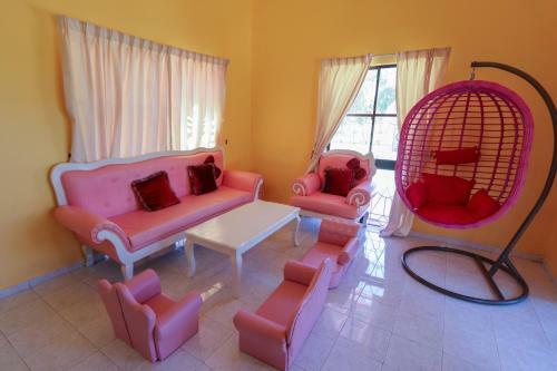 Villa Kitty Wonderland