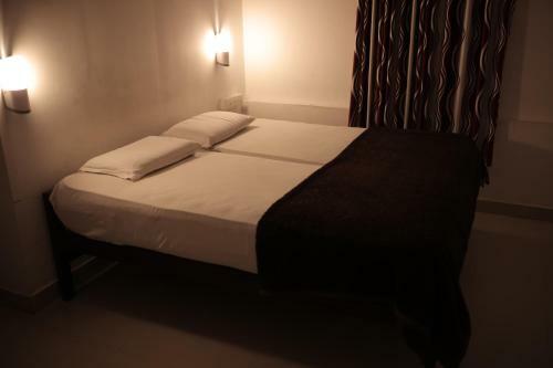 Whiteshore Beach Homestay Alappuzha