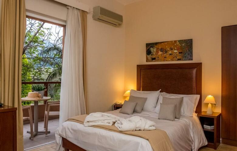 Apollo Resort Art Hotel