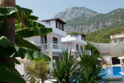 Bamont Villas
