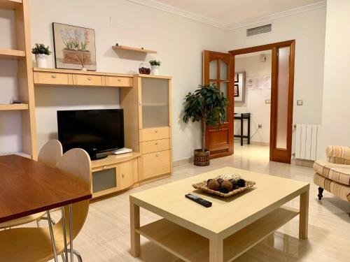 Apartamento C�ntrico Con Parking Privado