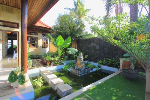 Ocean Beachfront Villa Dini