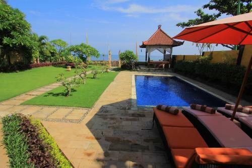 Ocean Beachfront Villa Dini