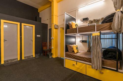 The Hosteller Kasar Devi