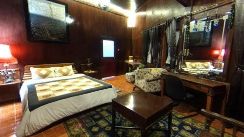 Badjoeri Ethnic Wooden Homestay