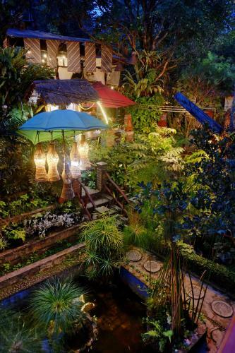Badjoeri Ethnic Wooden Homestay