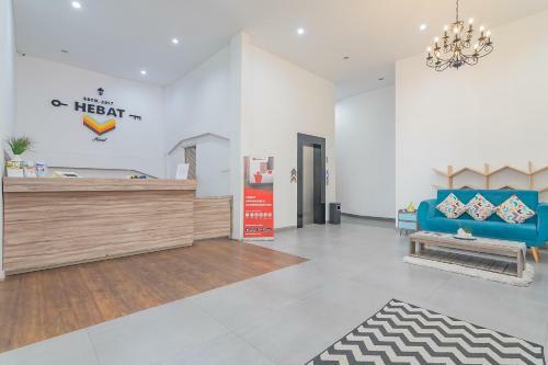 Reddoorz Premium @ Hotel Hebat