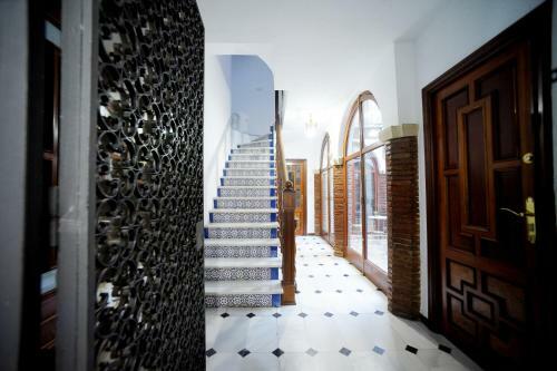 Bed & Breakfast San Basilio�s Red House
