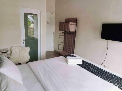 Amaryllis Hotels