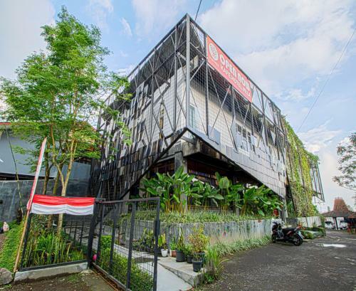 Hotel Kupu Kupu Lembang