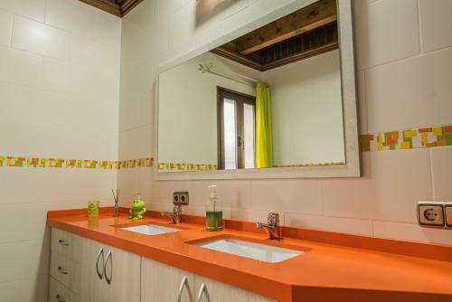 Agroturismo Casa Rural "all�n Frente"