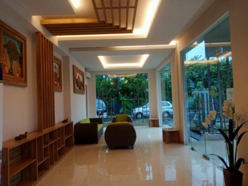 Oyo 90102 Edotel Hotel By Dbest Hospitality